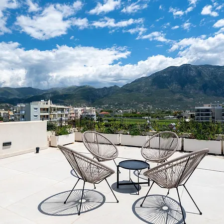 Ovilio Villa Kalamata